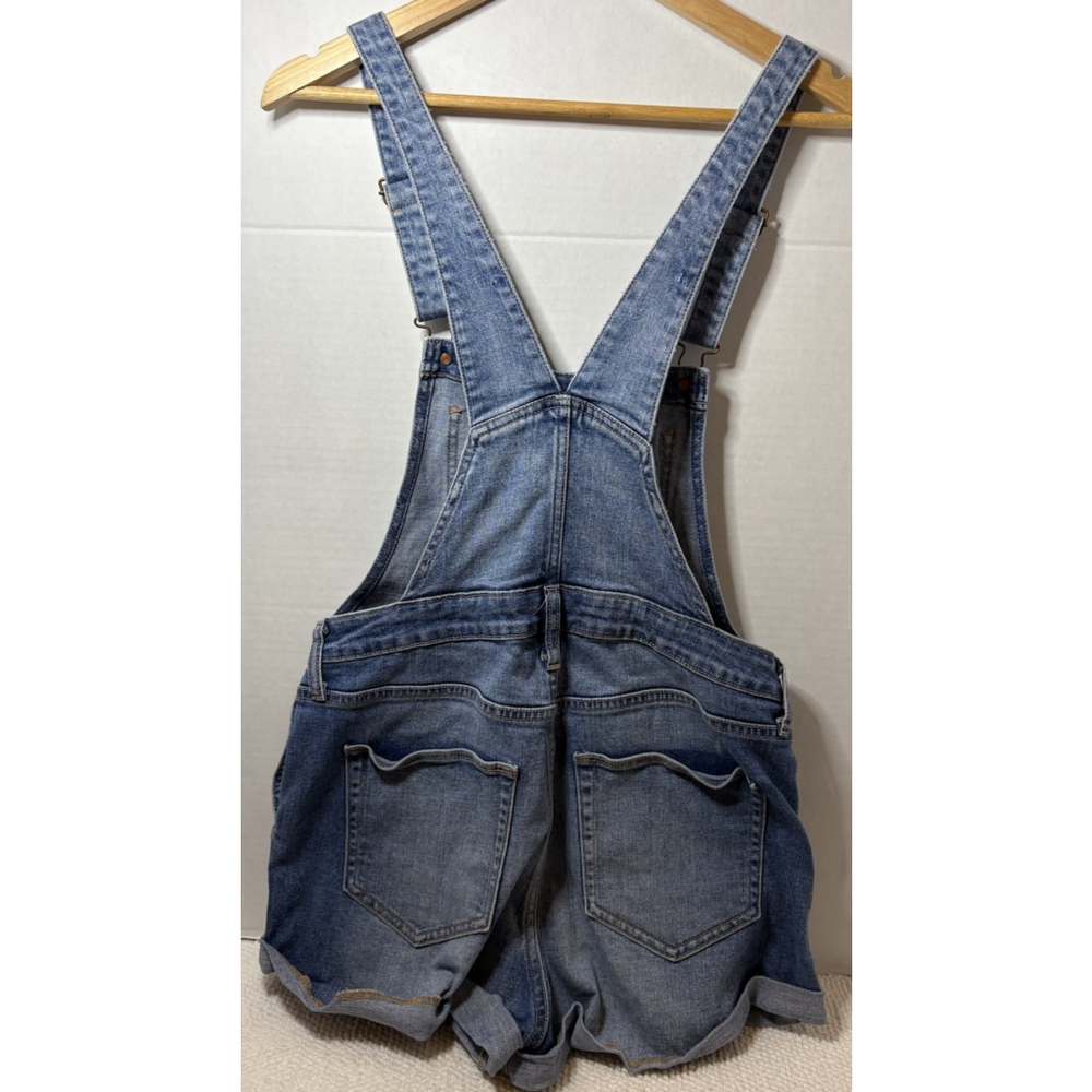 Old Navy Women’s Denim Overalls Shorts Medium Stretch Blue Jean Bib Cuffed - Picture 2 of 10